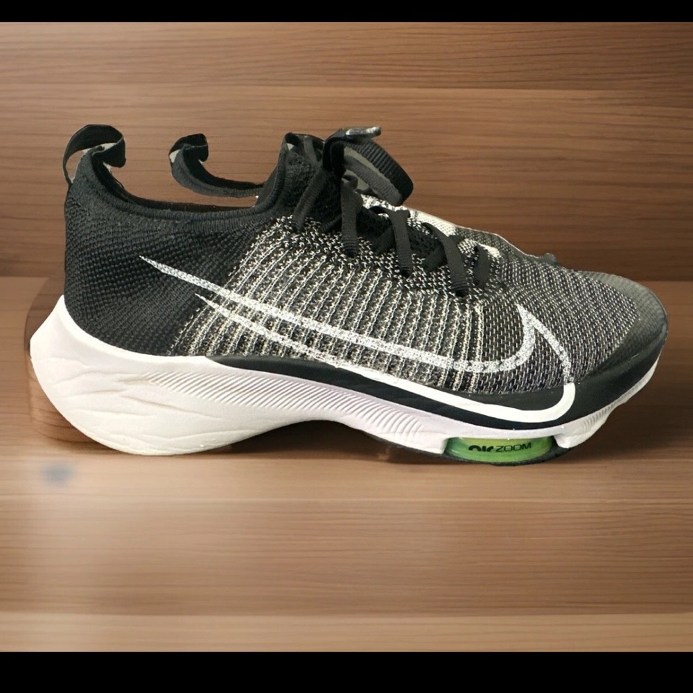 Nike Air Zoom Tempo Next Mens Size 5.5 Flyknit Black/White-Volt CI2102-001